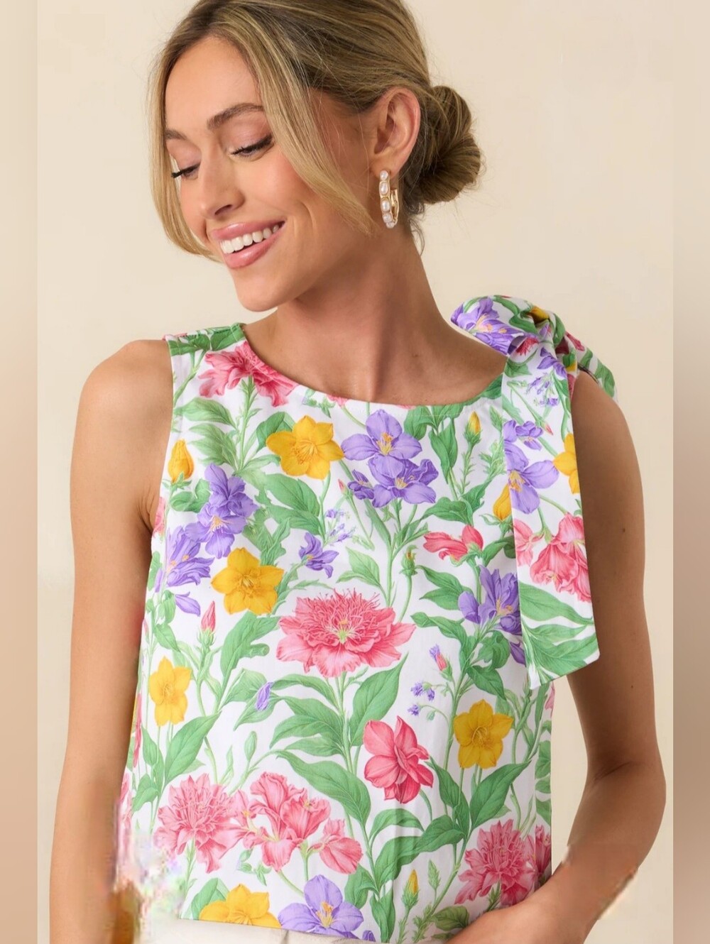 Prosperina NWT White Floral Sinclair Top